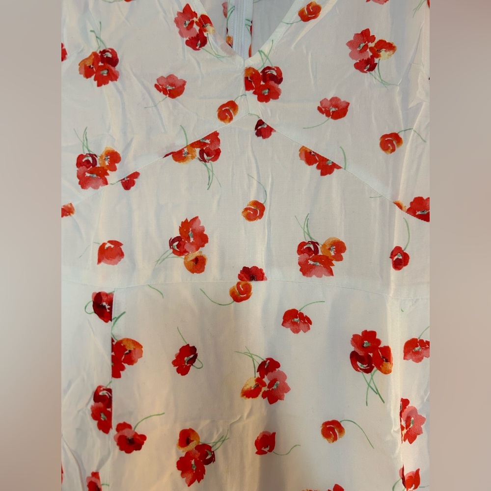NWT Gap fully lined white flowered short sleeve dress - Picture 2 of 7